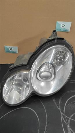 faro delantero izquierdo Xenon Mercedes Clase C220CDI 2001-2011